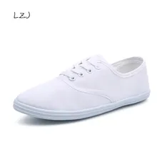 LZJ 2017 Novas Mulheres Marca de Moda Sapatos Baixos Das Mulheres Sapatas de Lona Respirável sapatos Mulher Tênis Branco Plus Size 35- 42 XH15