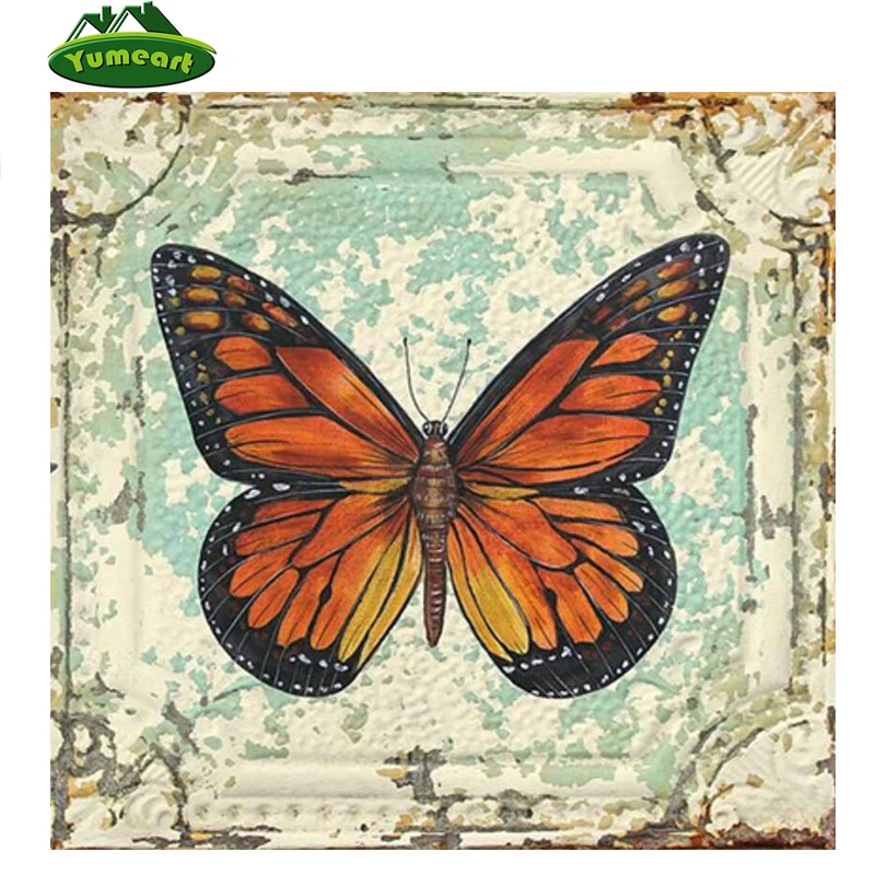 винтажная бабочка