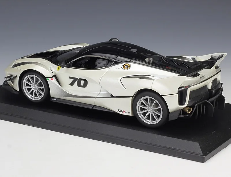 BBurago 1:18 FXX K EVO гоночная литая модель автомобиля