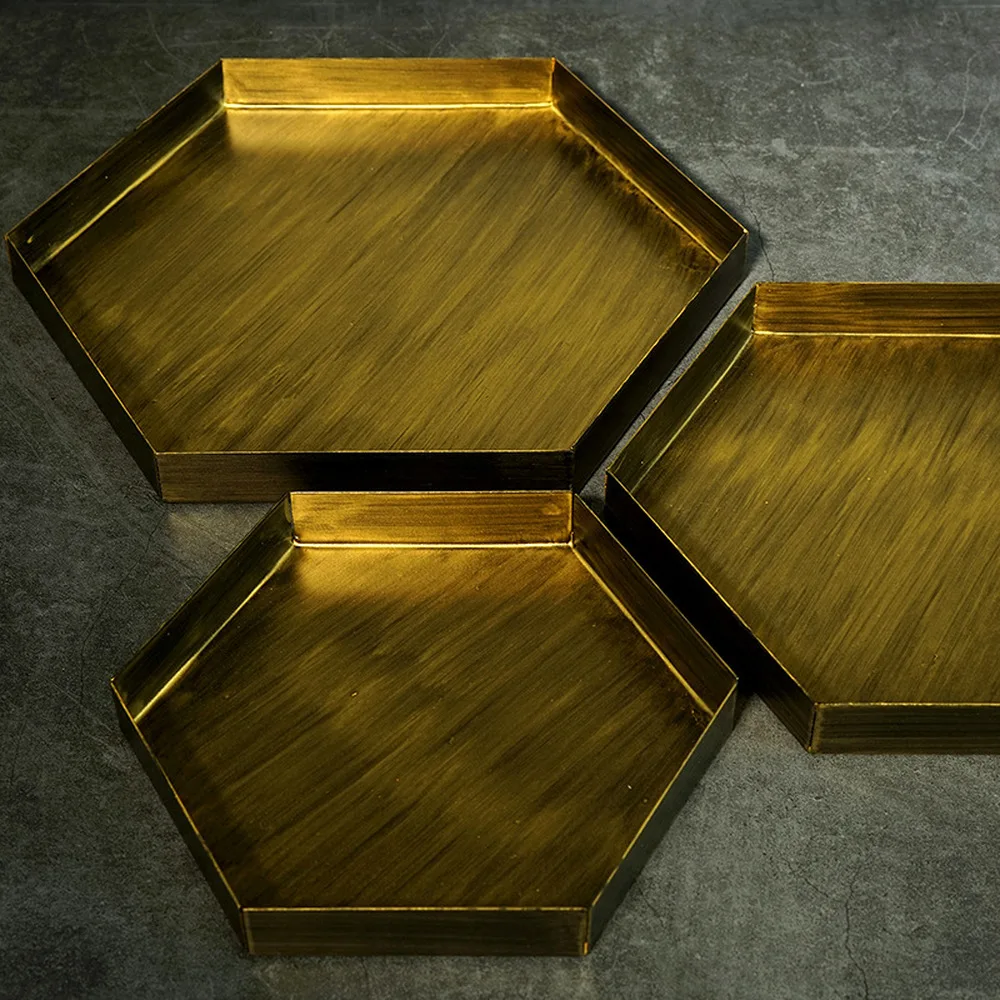 

Vintage Gold Hexagon Tray Metal Iron Plate Geometric Old Snack Tray Cosmetic Dish Home Decoration Photography Props