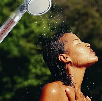 

Fashion Hot Water saving Shower Head Handheld Bath Shower Nozzle Sprinkler Transparent Shower Head Sprayer Filter