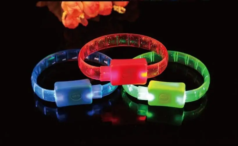 12PCS/LOT Colorful Soft Rubber Led Flashing Bracelet Christmas Decoration Light Up Party Supplies Glowing Wristband | Дом и сад