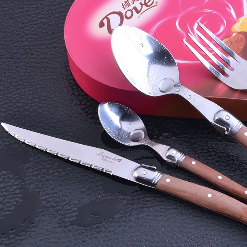 flatware sets (2)