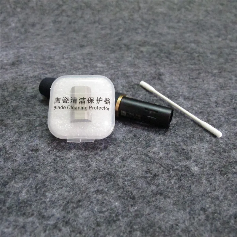 

1PCS Mental For IQOS Blade Clean Protector For IQOS 2.4 Plus Heater Blade Cleaning Tool Protector