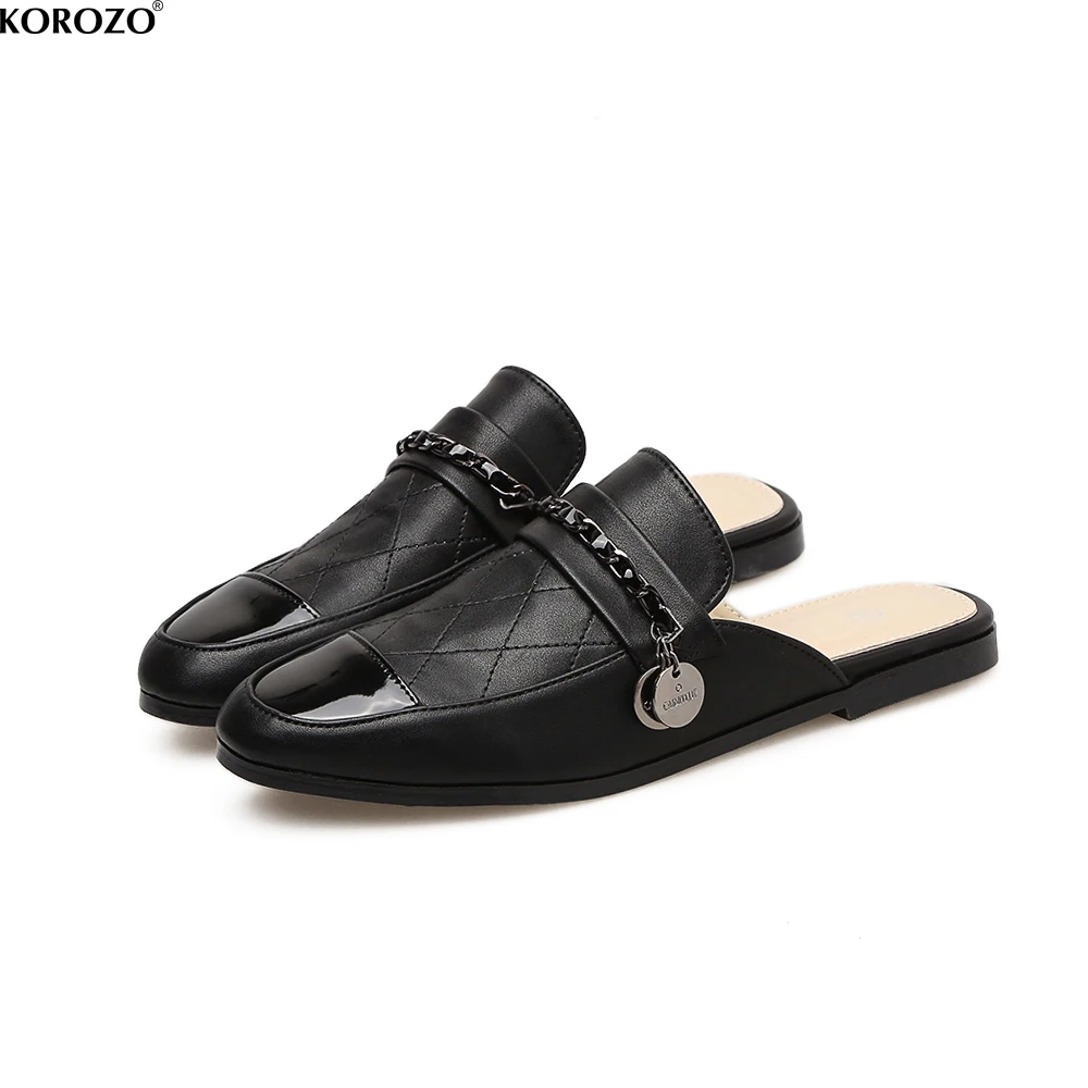 chain flat mules