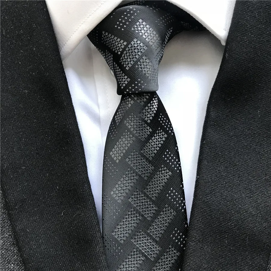 Новый дизайнер молодых мужчин досуг Узкие галстуки Классический черный галстук с серебряными пледы