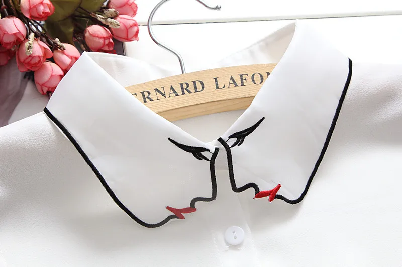 2569329852_206793368