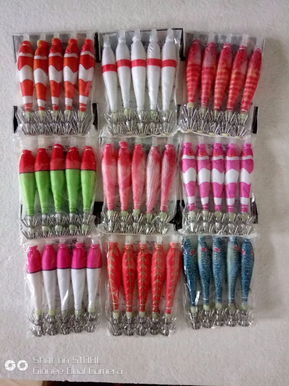 

MR OCTOPUS 15pcs Squid Jigs , soft body,squid hook,fishing lure,glow in dark.random colour mixed,10.5cm 12g