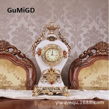 

European style retro desktop clock ceramic crack European style villa model room decoration Club
