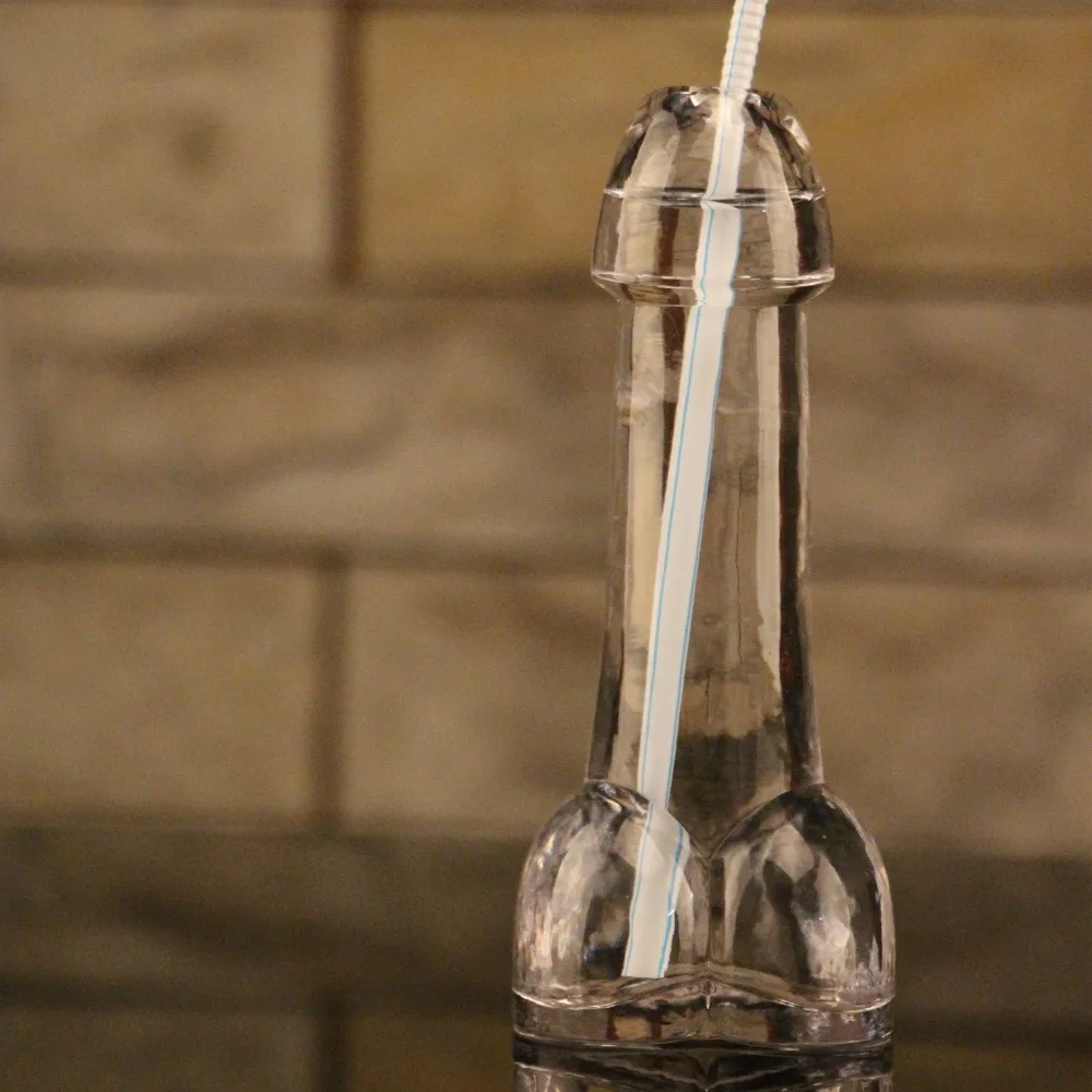 tuburi de cocktail cu penis