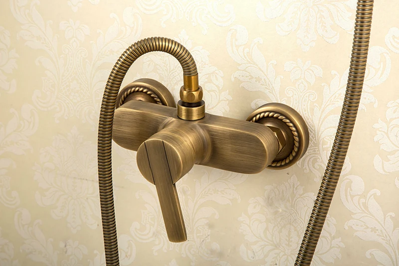 3216481684_1853010498