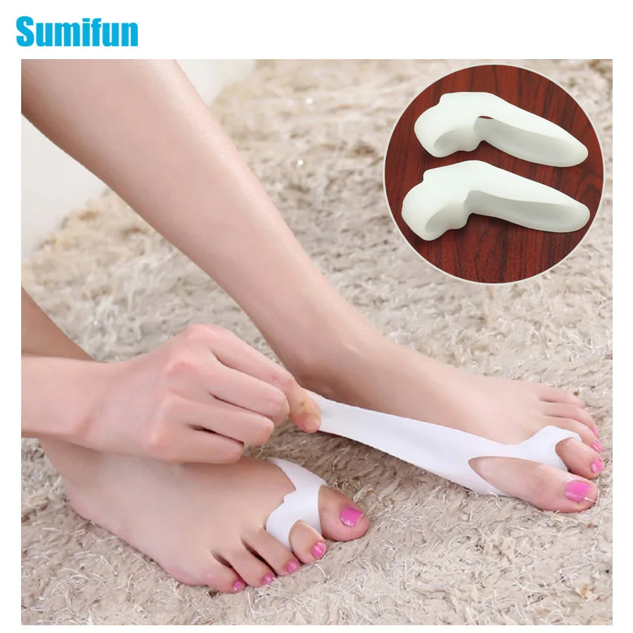 

2Pcs Thumb Valgus Protector Silicone Gel foot fingers Two Hole Toe Separator Bunion Adjuster Hallux Valgus Feet Massager C142