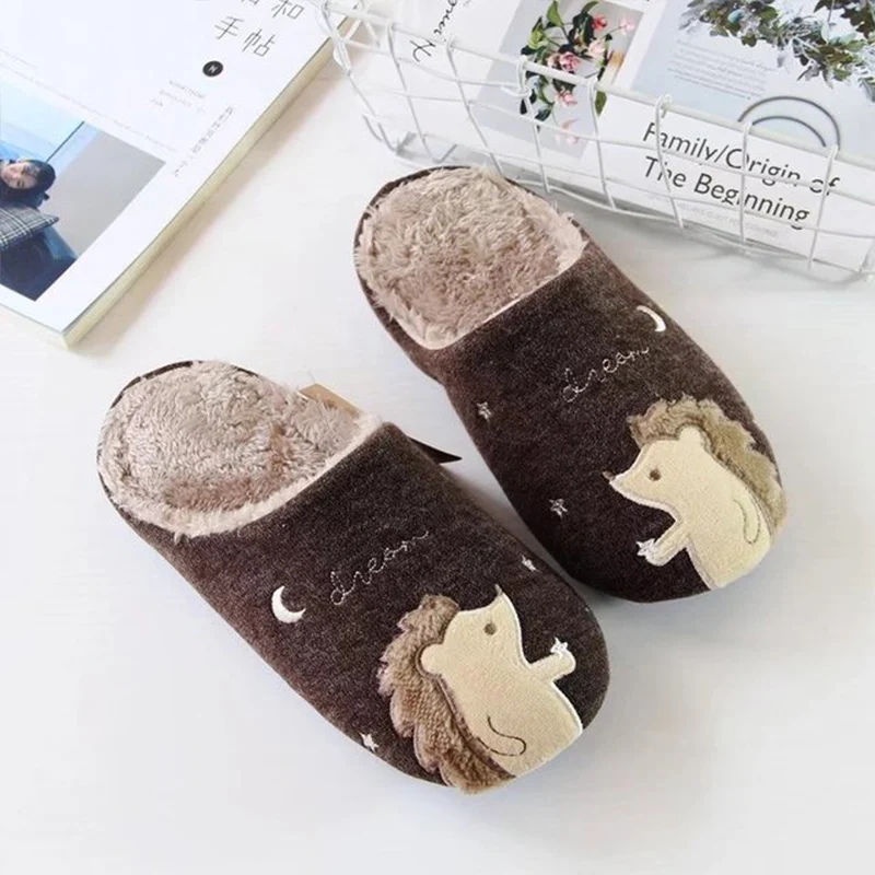 

Winter women slippers Cute cartoon weaving Home shoes for girls Short Plush Light Weight Cozy Indoor slippers women