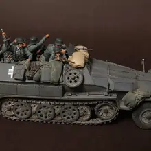 Новинка, в разобранном виде, 1/35, panzer soldier in Battle(5 фигурок)(без машины), набор из смолы, DIY игрушки, Неокрашенная модель из смолы