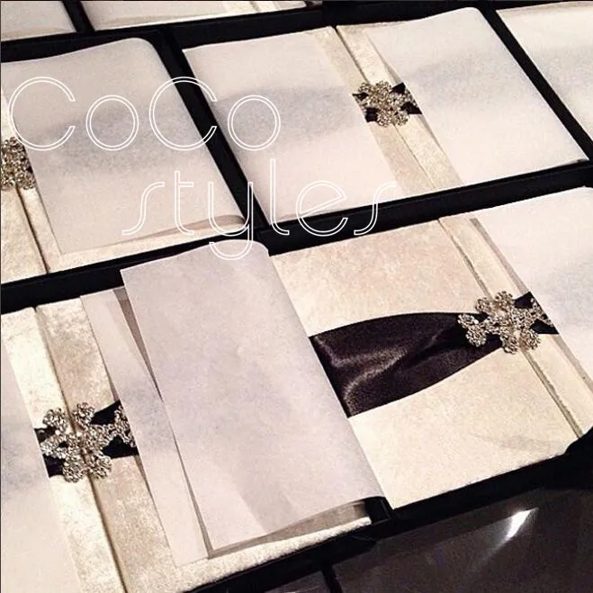  Cocostyles velvet hard cover wedding invitation card with crystal decoration handmade customized - 32865088611