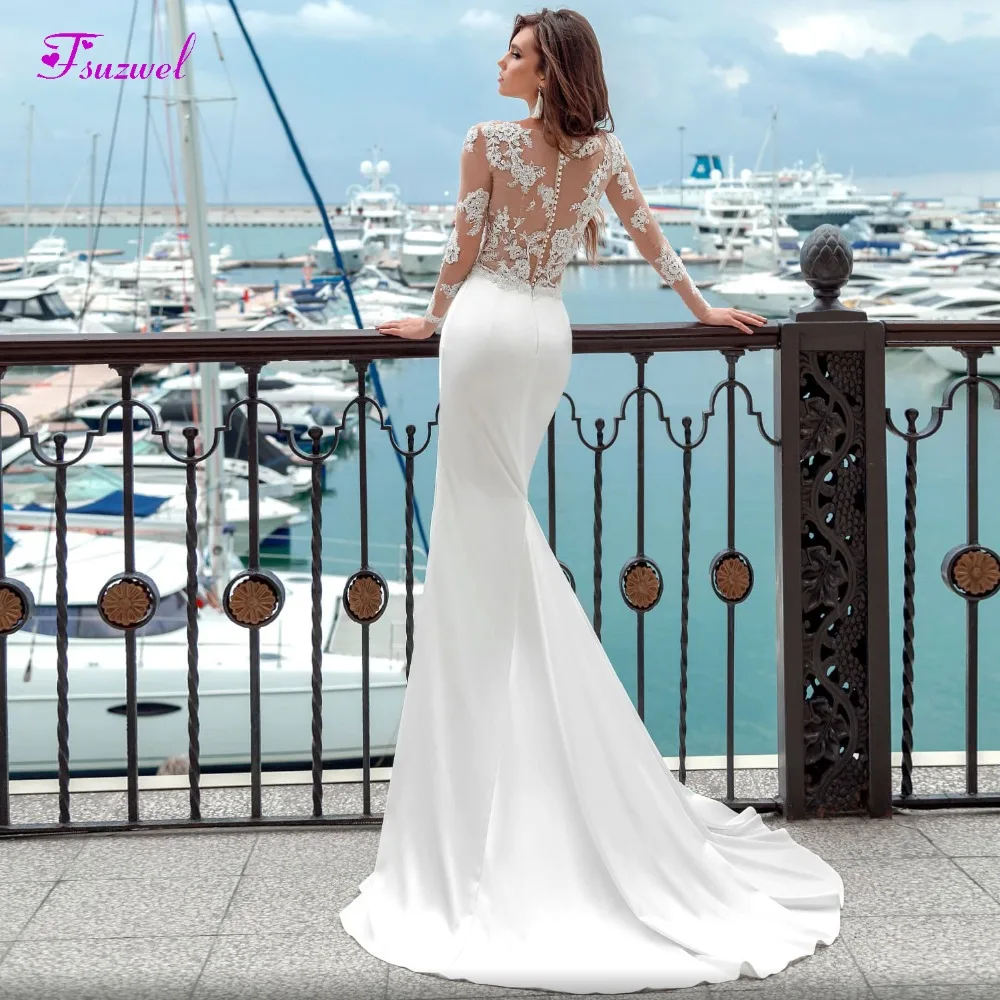 

Fsuzwel Romantic Scoop Neck Long Sleeve Satin Mermaid Wedding Dresses 2020 Luxury Beaded Appliques Trumpet Bridal Gown Plus Size