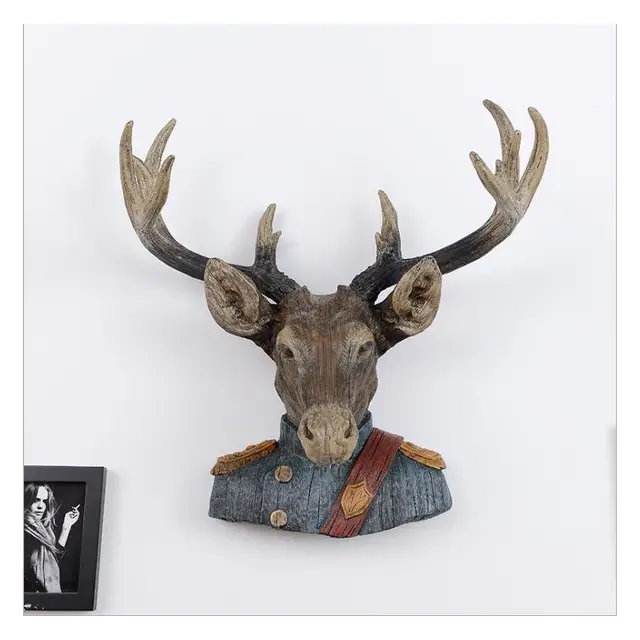 Decoracion Creativa De La Pared Del Venado General De La Escultura