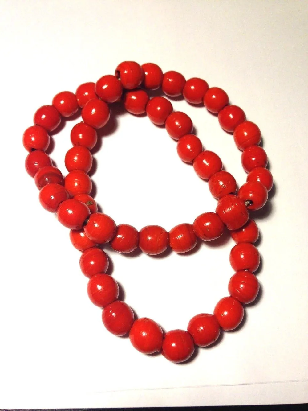 

8-10MM Red Coral Colored Spun Glass Beads Beaded Necklace Lovely Women's Wedding Jewelry