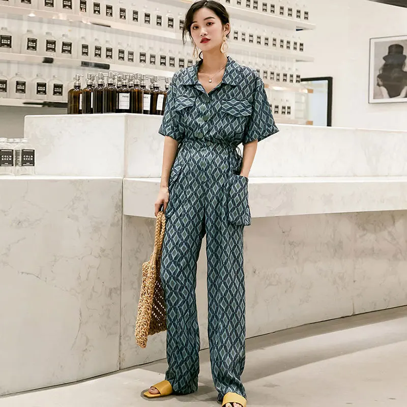 

LANMREM 2019 New Summer Fashion Women Vintage Clothes New Korean Turn-down Collat Short Sleeves Plaided High Waist Jumpsuit WG58