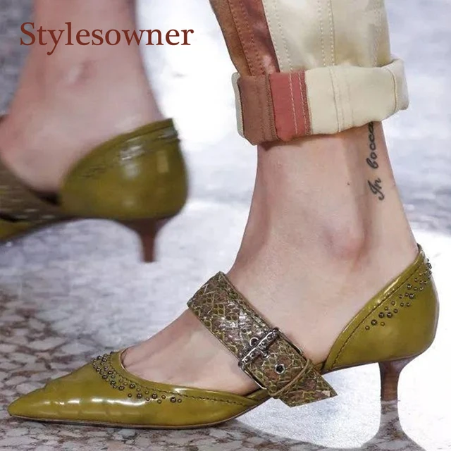 Stylesowner Pointed Toe Party Shoes Small Kitten Heel Belt Buckle Lady Sexy Shoe Rivets White Black Green Runway Single Shoe