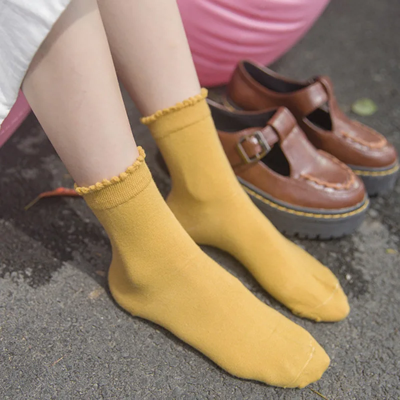 

2019 New Women's Socks Solid Casual Long Waist Bubble Mouth Long Tide Tube Autumn and Winter Ladies Dress Socks Yellow Green