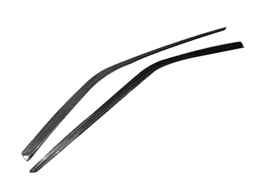 R32 Carbon Wind Deflector(1)