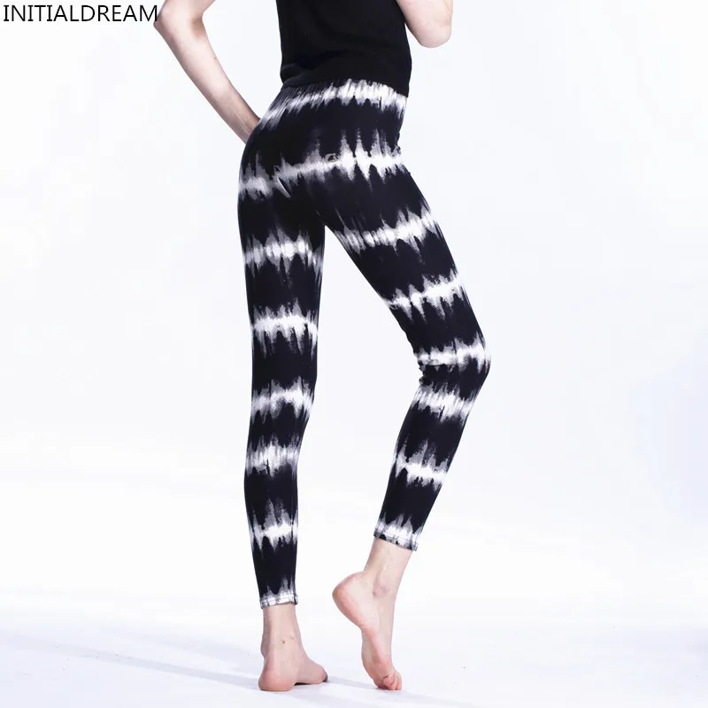 

Womens Leggings 2019 Casual High Waist Stretch Elasticity Leggins Black and White Electric Ripple Printed Leggings Pant