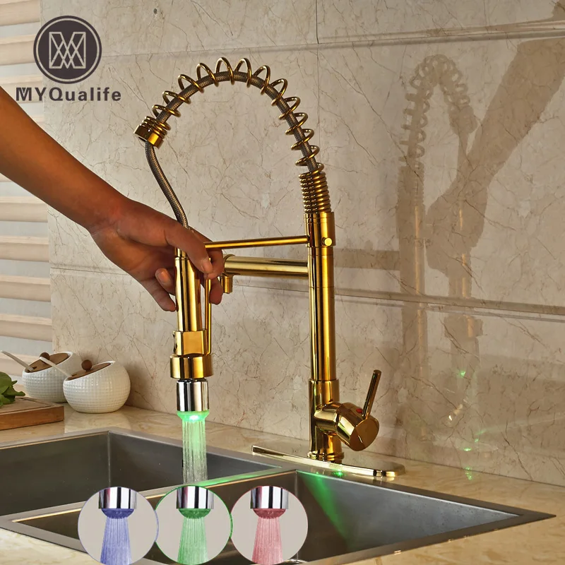 Golden Brass Kitchen Hot and Cold Water Taps Single Handle Pull Down Kitchen Mixer Tap with