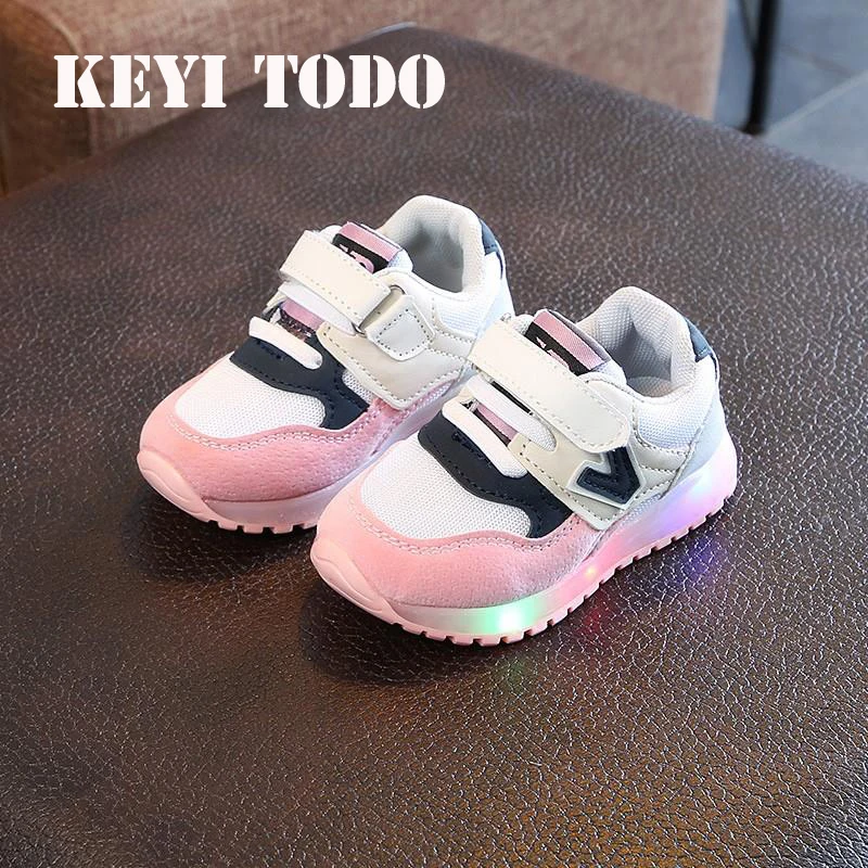 

KEYITODO New Brand Fashion LED Kids Sneakers For Boys Girls Shoes Spring/Autumn Glowing Cool Casual Baby Children Shoes C488