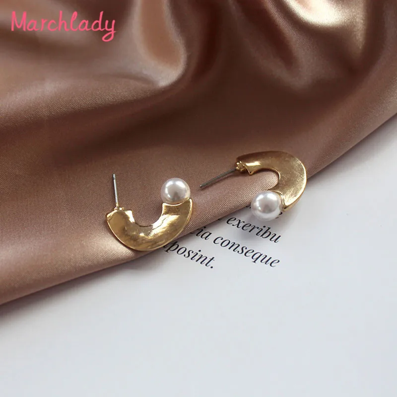 

Feminin Statement Geometric gold pearl simple circle stud earring ins for Women Accessories Joyas bijoux Femme Earring 2019