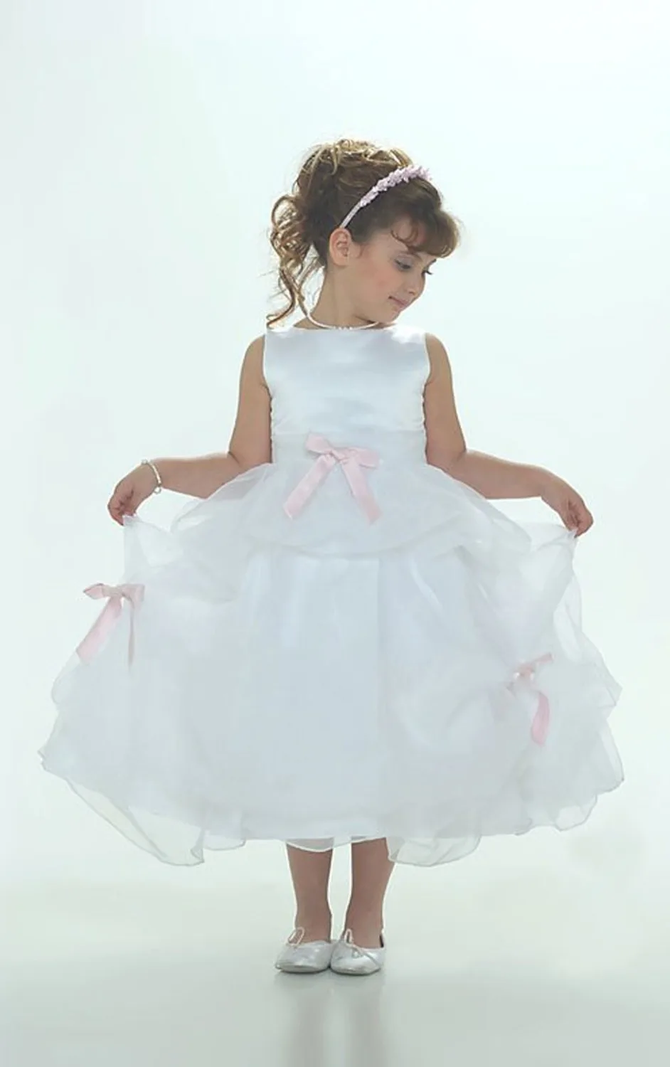 2015 New Cheap Flower Girls Pageant Dresses Ball Gown Feathers