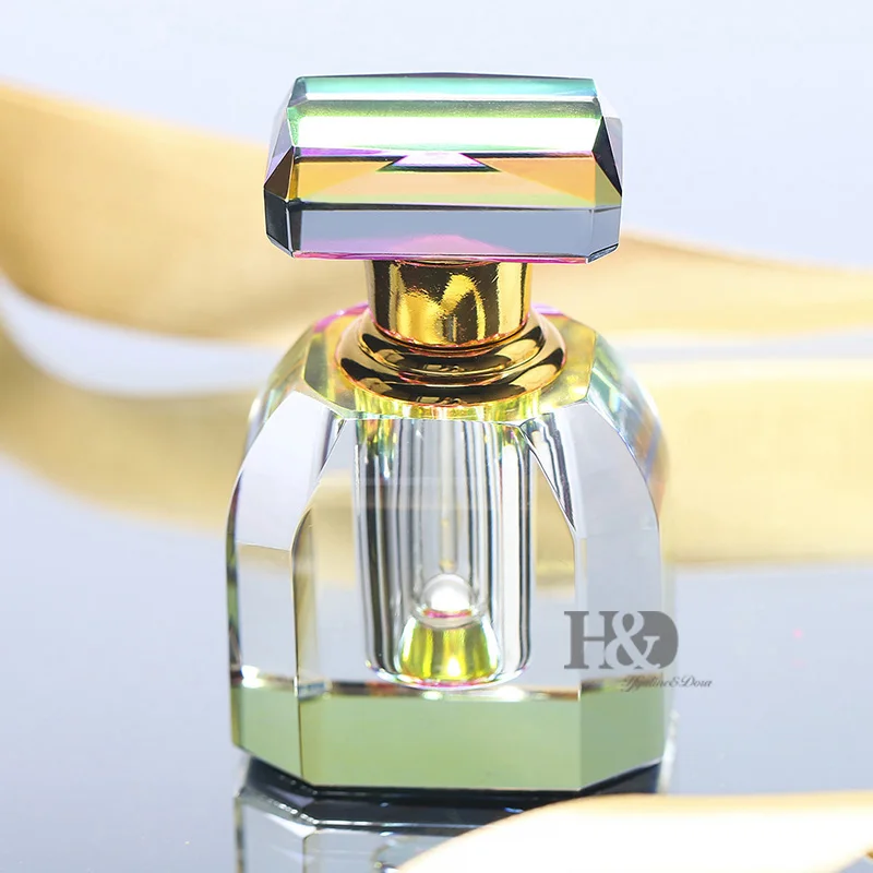 H&D 4ML Clear Vintage Crystal Empty Mini Refillable Perfume Bottle Table Decor Gift Antiqued Empty Perfume Containers Home Decor H&D 4ML Clear Vintage Crystal Empty Mini Refillable Perfume Bottle Table Decor Gift Antiqued Empty Perfume Containers Home Decor