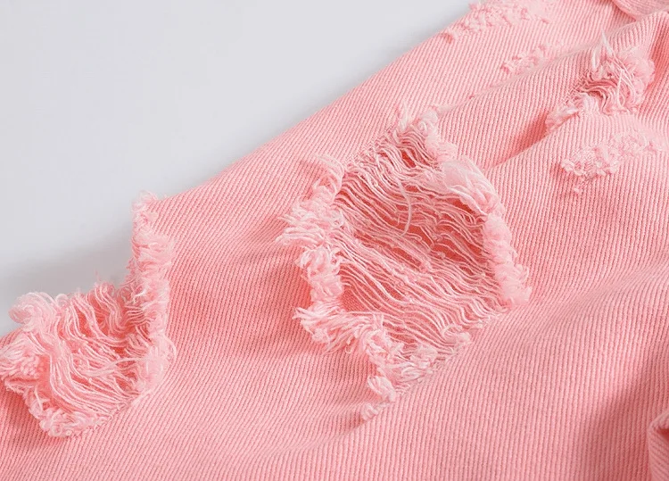 3881569378_370501718