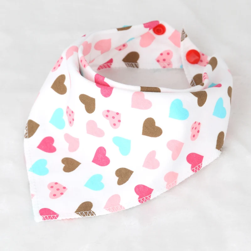 Новые милые детские Мультяшные нагрудники из хлопка с принтом для новорожденных девочек и мальчиков шарф с треугольниками для малышей Бандана - Цвет: Love Hearts