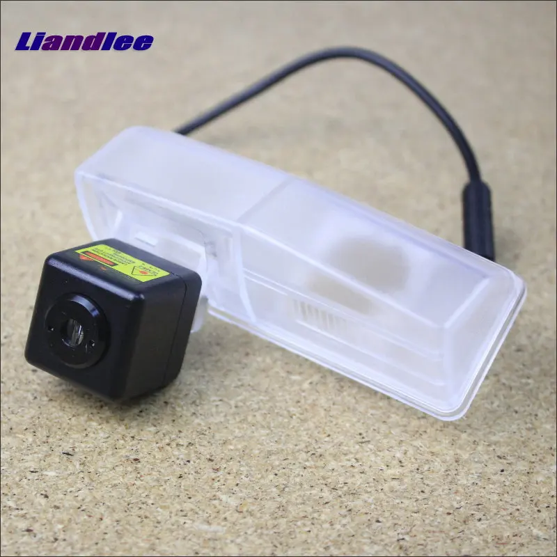 

Liandlee For Toyota Prius 2010~2014 Car Tracing Cauda Laser Fog Lights Collision Avoidance Warning Light Fog Lamps Safe Drive