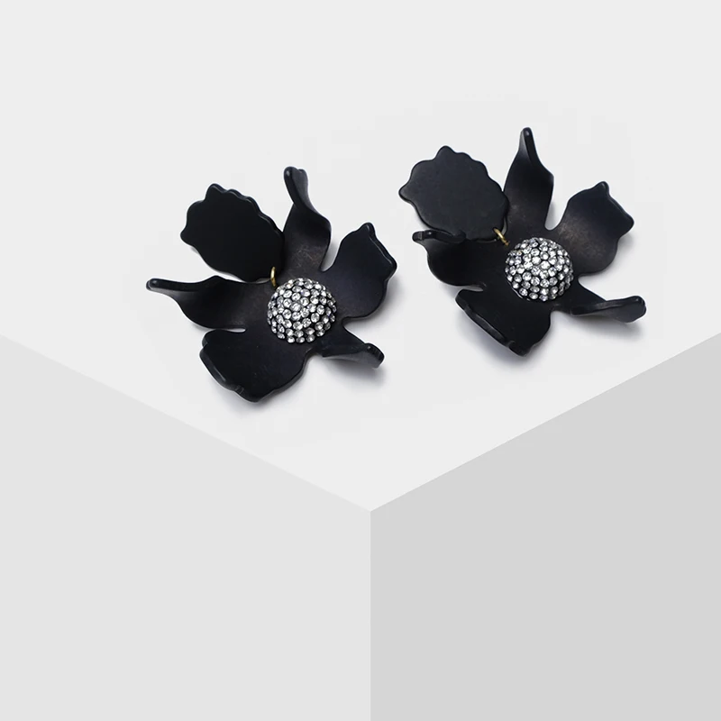 

New fashion star has a round ball Clip Earrings