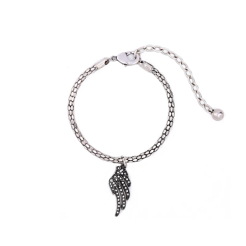 

Crystal Wing Charm Bracelet 2017 Antique Silver Color Snake Chain Retro Bracelet For Women Jewelry Wholesale in box