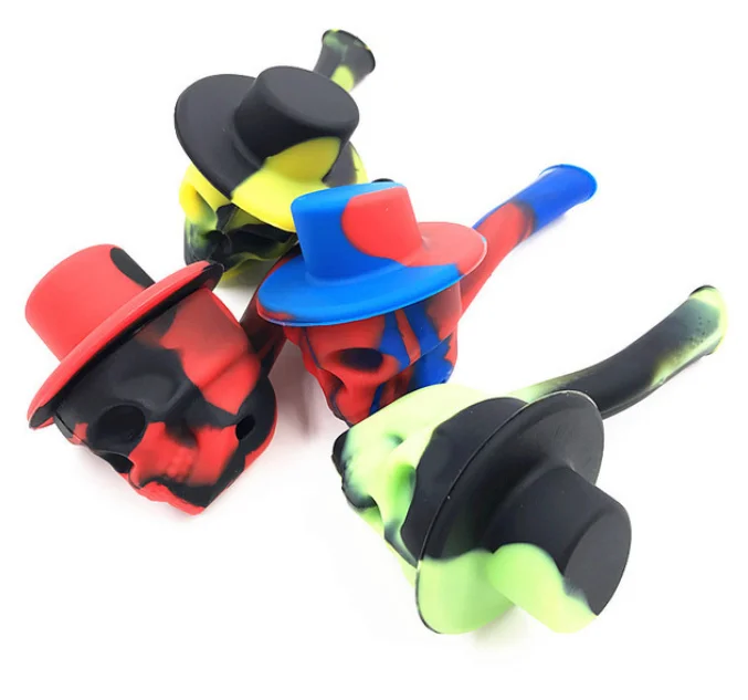 

New Creative Diamond Smoking Pipes Kit European Fashion Portable Skull Silicone Camouflage Tobacco Herb Cigarette Pipe LFB638