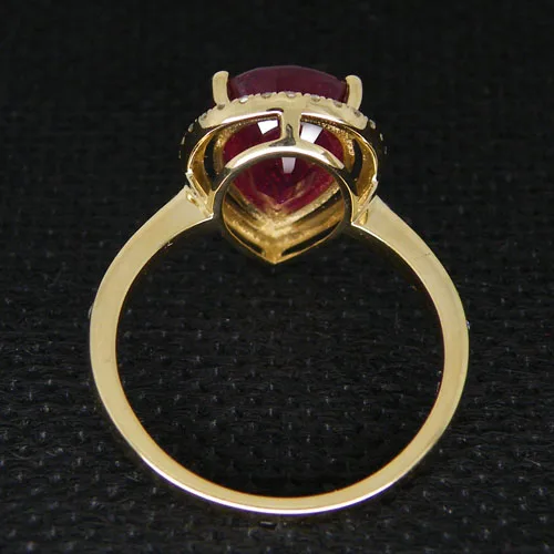 Фантастические серьги-кольца с натуральным бриллиантом и красным Рубином из желтого золота 14 к