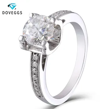 

DovEggs 18K 750 White Gold 1ct Diameter 6.5mm F Color Lab Grown Moissanite Diamond Engagement Ring with Moissanite Accents