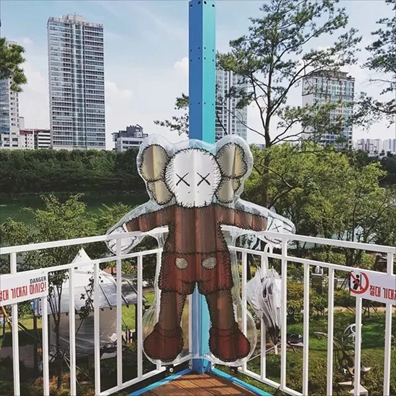 

160CM Floating Mat BRIAN Summer The Floating Water Bed Doll OriginalFake Street Art Action Figure Collection Model Toy M504