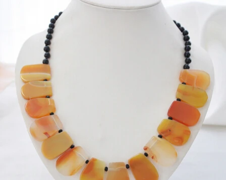 

FREE SHIPPING>@@> N3250 21" 28mm yellow agate trapezoid black agate bead necklace