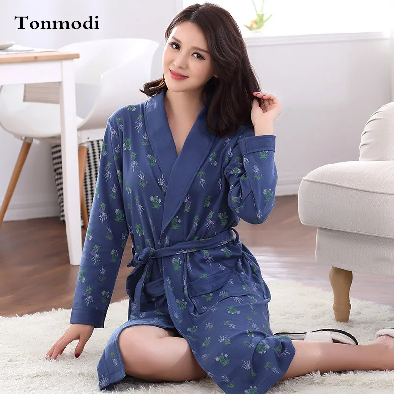Elderly woman Nightwear Cotton thickening Long sleeve robe spring