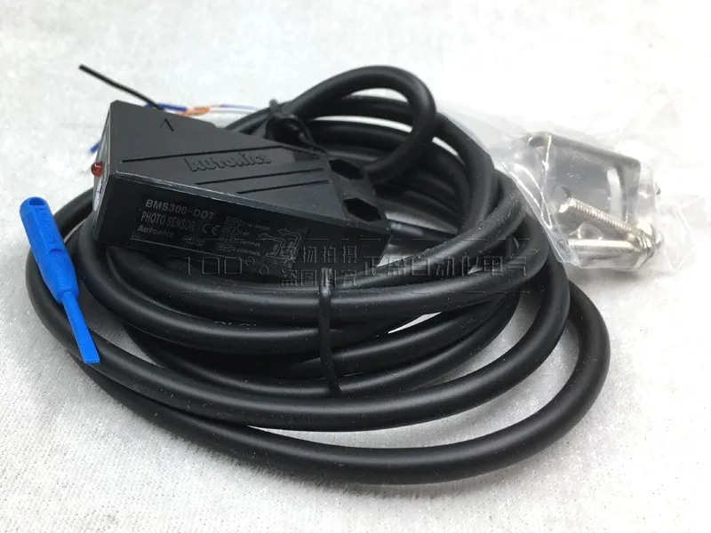 

Free shipping Genuine Autonics photoelectric switch BMS300-DDT or BMS300-DDT-P