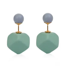 Doreen Box Двухсторонние серьги-гвоздики кубический шар зеленый серый прорезиненный диаметр 8 мм. 14 мм x 14 мм