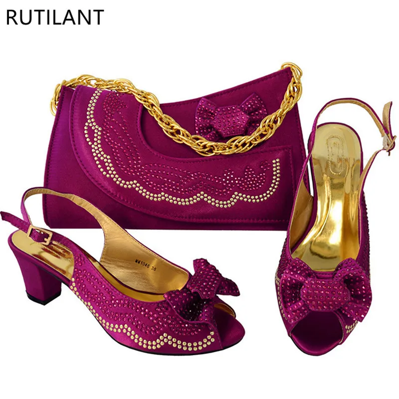 

Purple Color African Woman Matching Italian Shoe and Bag Set Decorated with Rhinestone Nigerian Women Wedding Shoes and Bag Set