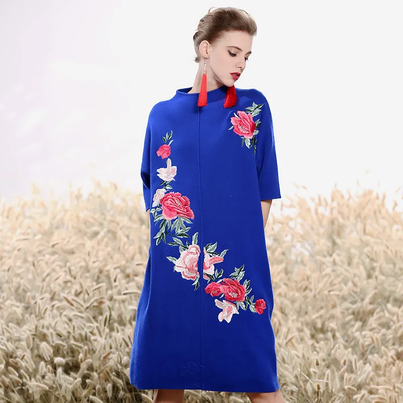 High end Autumn winter dress vintage royal embroidery loose black dress