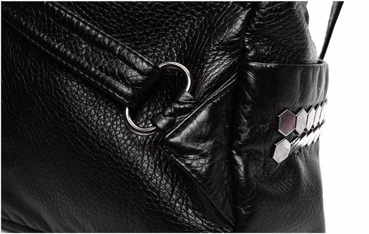 Rdywbu High Quality Star Backpack Wash Water PU Leather Travel Bag Women Leisure Rivets Girl Large Capacity Stud Schoolbag H104