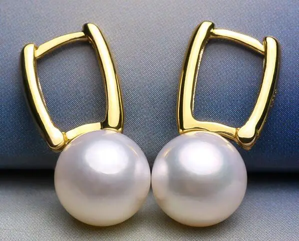 

charming 10-11mm south sea round white pearl earring 18k