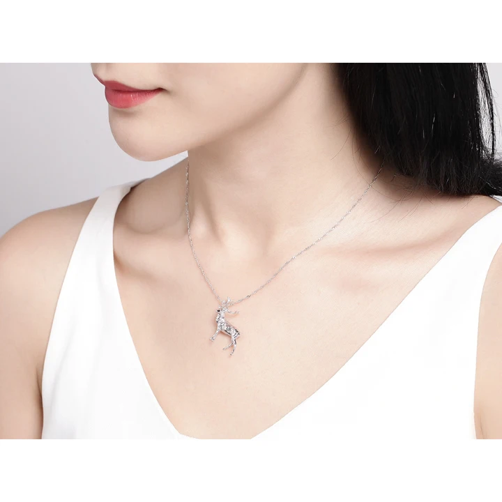 720reindeer necklace